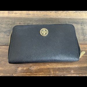 Tory Burch black wallet